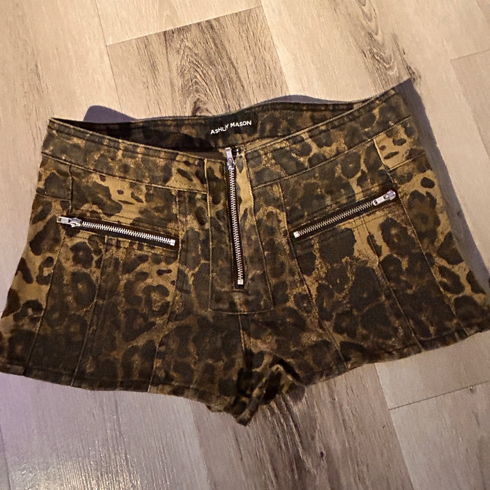 Ashley Mason High Waist Leopard Print Shorts